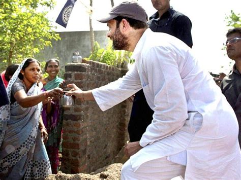 In pics: Rahul Gandhi walks for farmers in Maharashtra | Hindustan Times