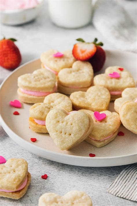 Strawberry Wafer Cookies | A Farmgirl's Dabbles