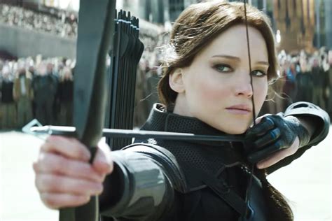 Film Review: 'The Hunger Games: Mockingjay Part II'! - Boomstick Comics