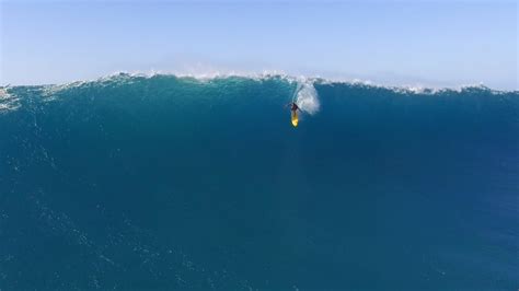 Waimea Bay Surfing Drone Video. | Waimea bay, Surfing, Waimea