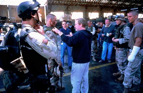 Ridley Scott talks to Josh Hartnett on the set of "Black Hawk Down", 2001. | Black hawk down ...