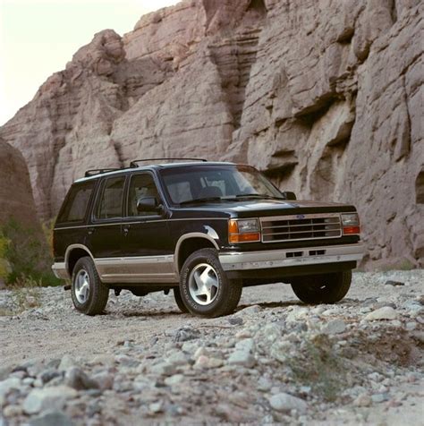 Cars That Defined the 1990s: Ford Explorer