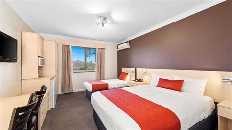 Econo Lodge Moree Spa Motor Inn, Moree | HotelsCombined