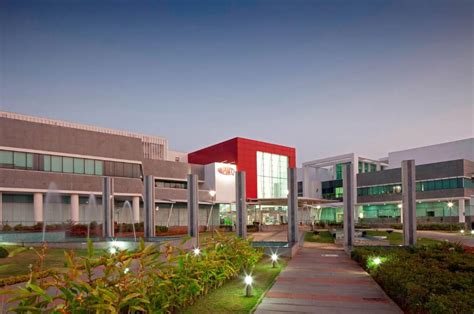 DuPont-center-in-India-gets-LEED-Certification | Plastics News