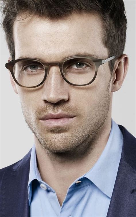 3 Best Glasses Specs To Have The Classy Look