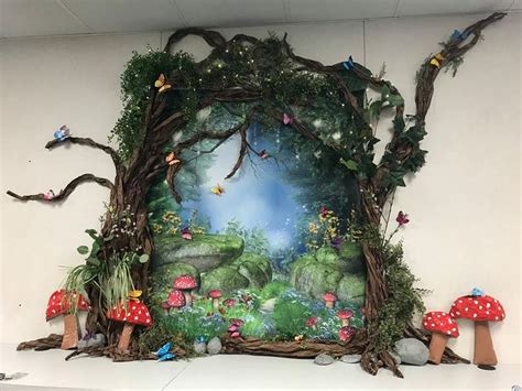 Pin by Fantaziq on Идеи (2020) | Enchanted forest decorations, Forest mural, Enchanted forest theme