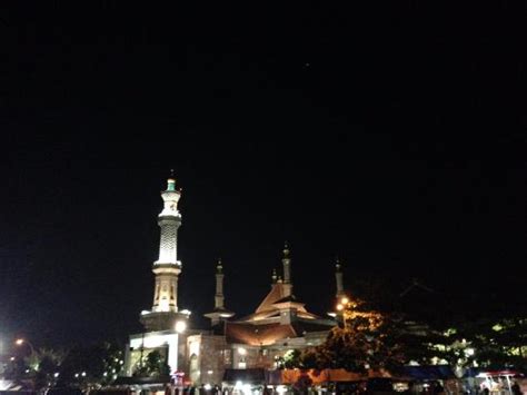 At-Taqwa Great Mosque (Cirebon): UPDATED 2021 All You Need to Know Before You Go (with PHOTOS)