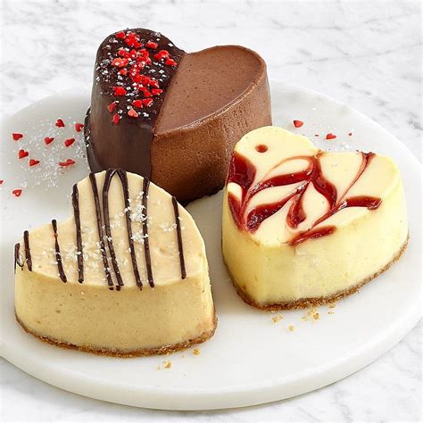 Heart Shaped Cheesecake Trio | How sweet eats, Chocolate covered fruit, Cheesecake