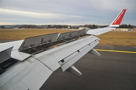 Boeing 737 - Flaps, Brakes and Spoilers - a photo on Flickriver