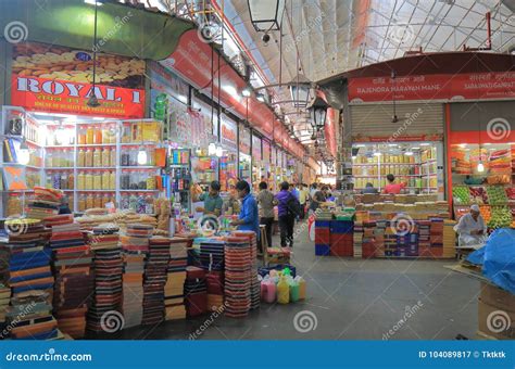 Crawford Market Shopping Mumbai India Editorial Photography - Image of ...