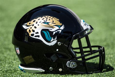 Jacksonville Jaguars New Helmet 2018 Unveiled | Chris Creamer's ...