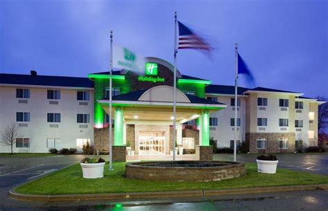 Holiday Inn Conference Center Marshfield Hotel (Marshfield (WI ...