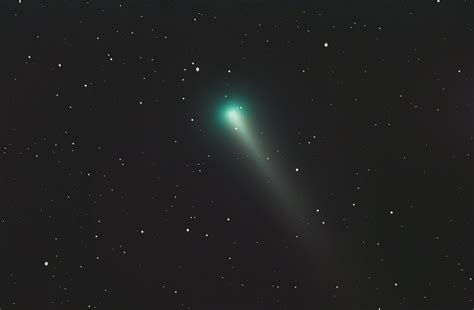 Comet Leonard C/2021 A1 - VisibleDark