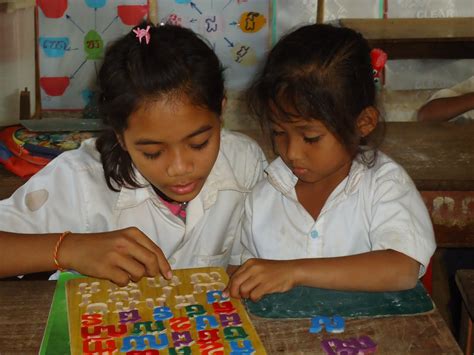 CHILD FRIENDLY SCHOOL IN CAMBODIA: Reading Confidence