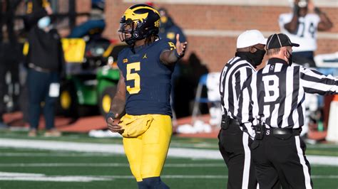 Michigan Wolverines quarterback Joe Milton has offseason thumb surgery