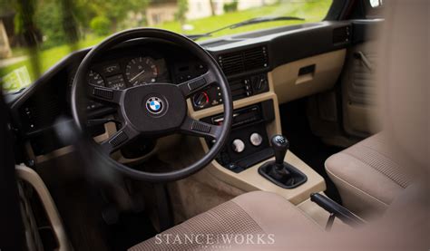 Stance Works - Elmar den Eexter's Bagged BMW E28