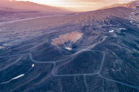 Premium Photo | Sunrise in ubehebe crater death valley california beautiful morning colors and ...