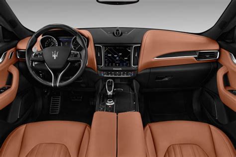 2017 Maserati Levante: 16 Interior Photos | U.S. News