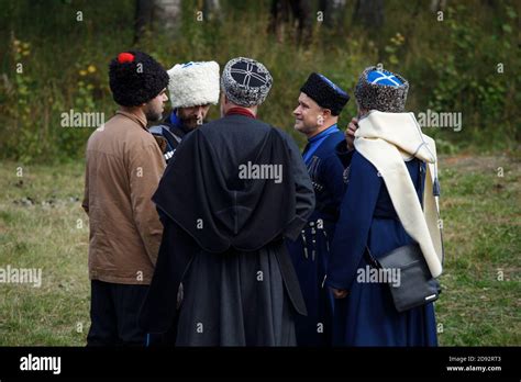 Cossack dance hi-res stock photography and images - Alamy