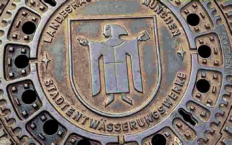 Munich Coat of Arms And The Famous Münchner Kindl