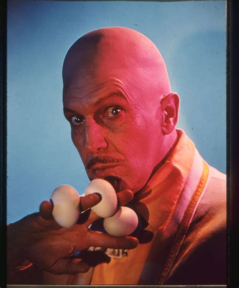 Vincent Price as Egghead from Batman (1967) TV Series. | Vincent price, Batman pictures, Vincent