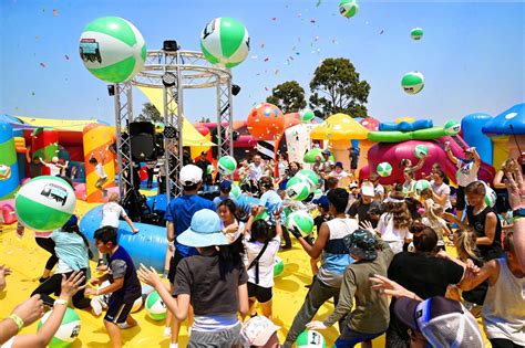 The Bouncer @ Big Bounce Australia - The World's BIGGEST!