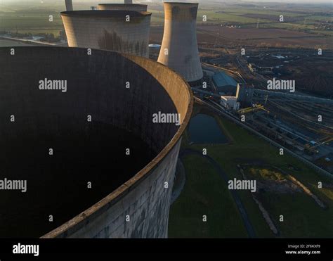 West Burton Power Station Stock Photo - Alamy