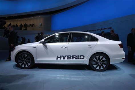 Volkswagen Jetta Hybrid – 1.4 TSI marries 20 kW motor VW Jetta Hybrid_1 ...