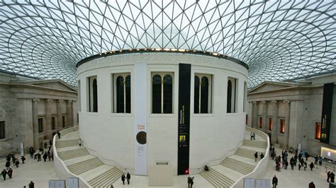 British Museum Exhibitions Now - Alumn Photograph