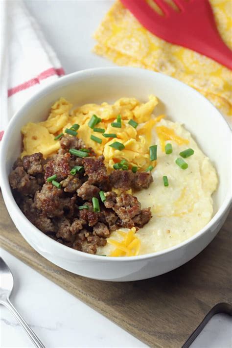 Grits Breakfast Bowl - The Toasty Kitchen