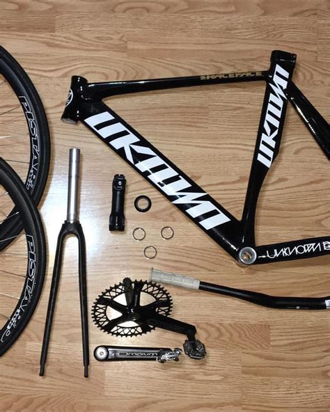 Fixed gear bicycle parts upgrades that will have the biggest impact – Unknown Bikes Europe