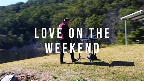 John Mayer - 'Love on the weekend' (Acoustic Looping Cover) - YouTube