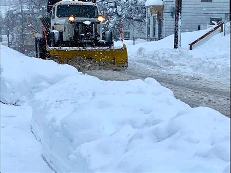 Weekend MA Snow Threat: Storm Tracking Closer To New England | Across ...