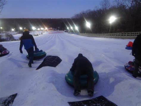 Campgaw Mountain Snow Tubing and Skiing: Mahwah, NJ - Been There Done ...