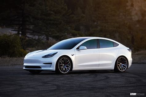 Tesla Model 3 White VMR V710 Wheel | Wheel Front