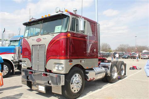 The Only Old School Cabover Truck Guide You'll Ever Need