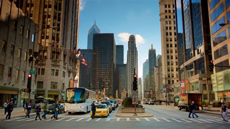 Hotels by Fairmont in Downtown Chicago from CA $220 | Expedia.ca