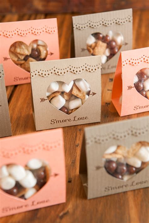 How to make these adorable S'more Love wedding favors!