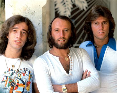 THE BEE GEES LEGENDARY POP MUSIC GROUP - 8X10 PUBLICITY PHOTO (OP-010)