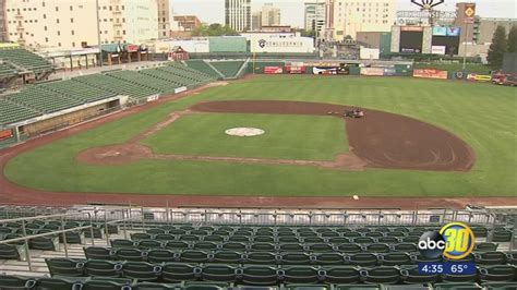 Fresno Grizzlies gearing up for opening day at Chukchansi Park - ABC30 Fresno