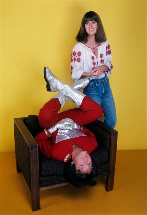 Mork And Mindy: Behind The Scenes Secrets About Robin Williams Show