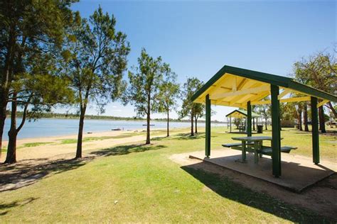 Lake Dyer Caravan and Camping Ground (CP) - Full Range Camping Directory