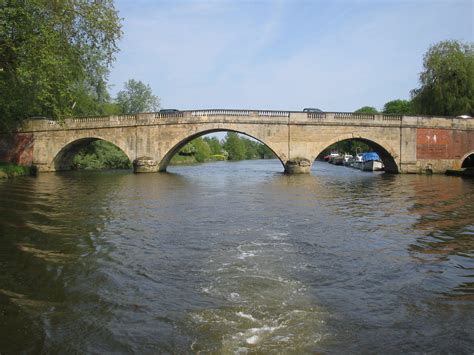 Bridges across the Thames - Walk The Thames