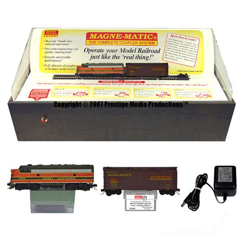 N Scale - Micro-Trains - 80S - Promotional, Display - Great Northern