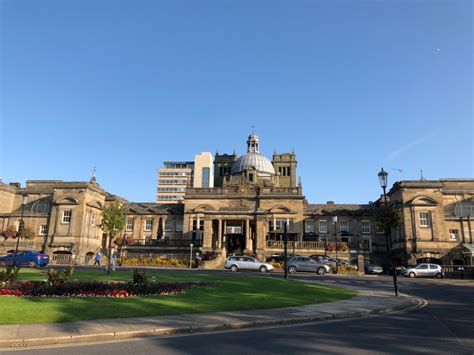 GREAT REASONS TO VISIT HARROGATE - Journeymaxx | Harrogate, Scenic ...