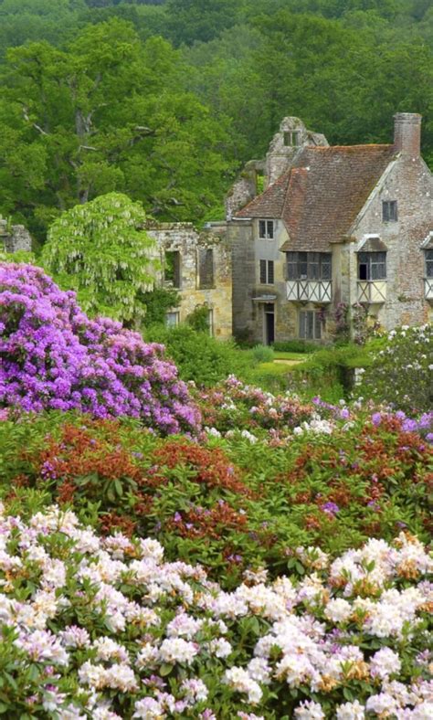 A Man Tried To Sell Air From The English Countryside | English country gardens, Beautiful ...