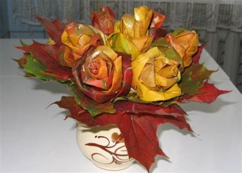 15 Amazing Fall Leaves Crafts For Your Interiors - Shelterness