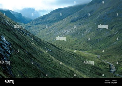 Glacial trough hi-res stock photography and images - Alamy