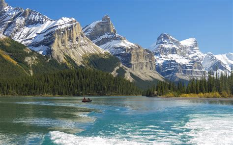 Download wallpapers Maligne Lake, 4k, mountains, canadian landmarks ...