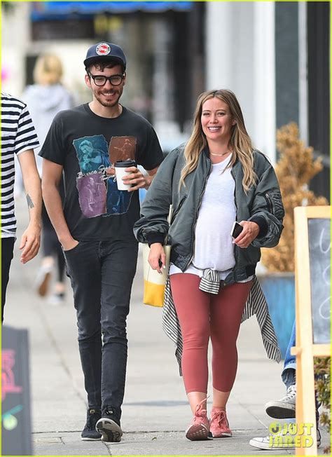 Pregnant Hilary Duff & Boyfriend Matthew Koma Head Out Together After ...